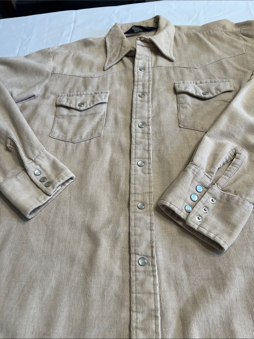 Lariat Western Cowboy with Pearl Snaps and Pinwhale corduroy.  100% pure cotton